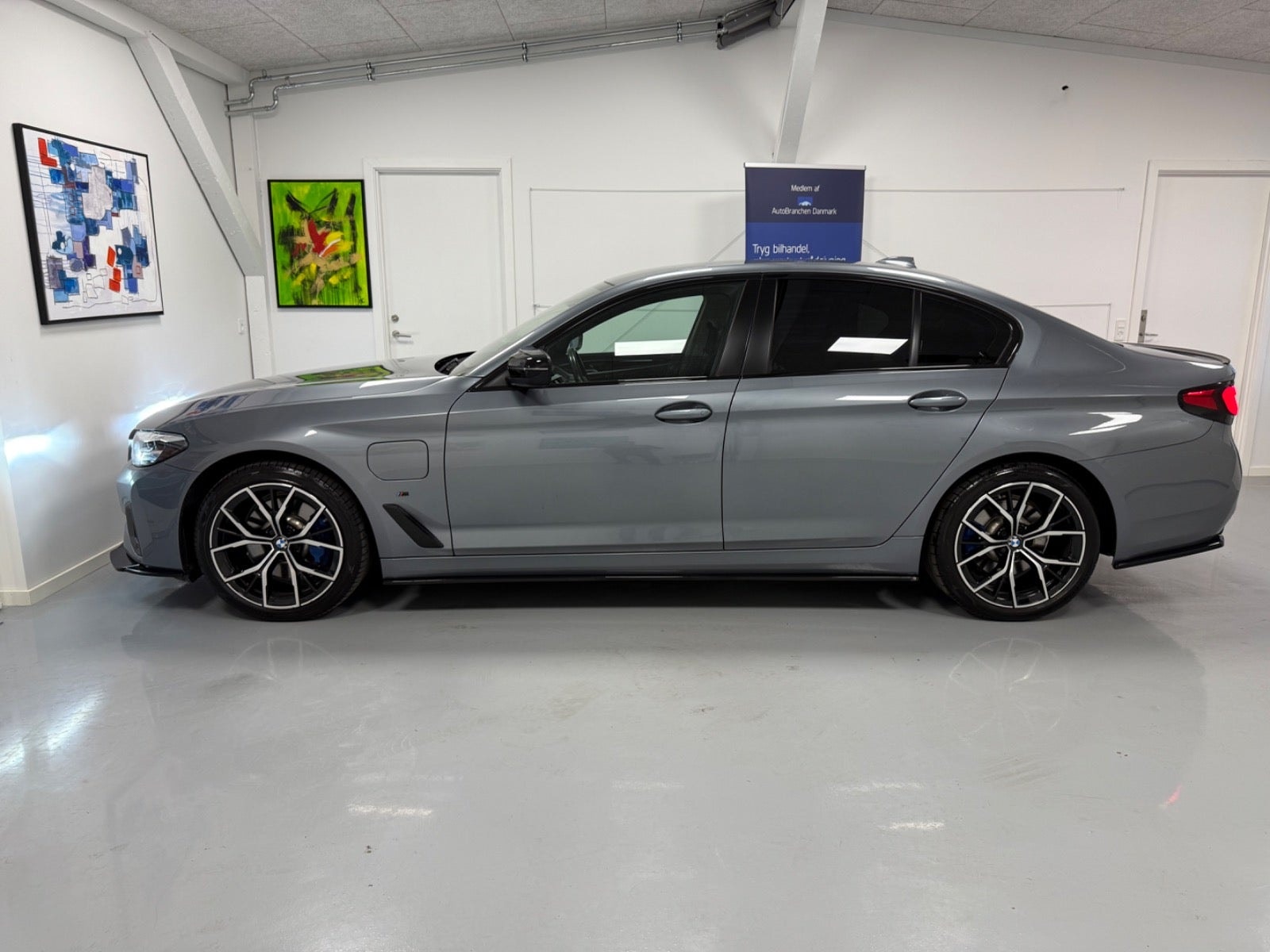 BMW 530e til salg hos Nabilli