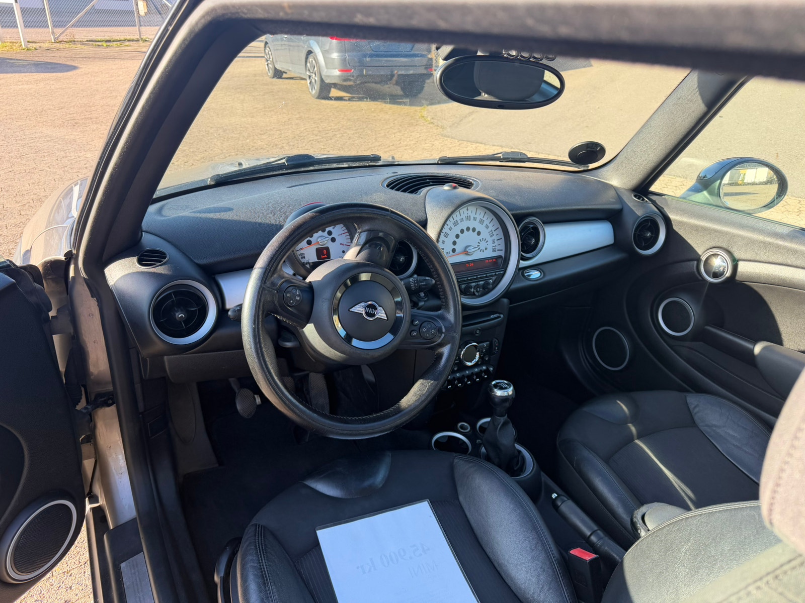 MINI Cooper til salg hos Nabilli