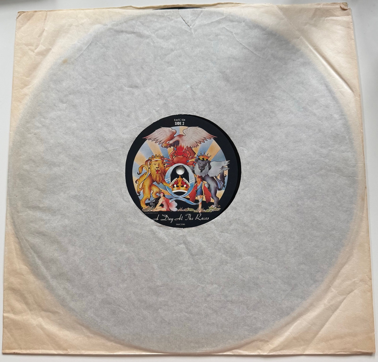 Queen – A Day At The Races – UK 1976 original 1U/1U First pressing