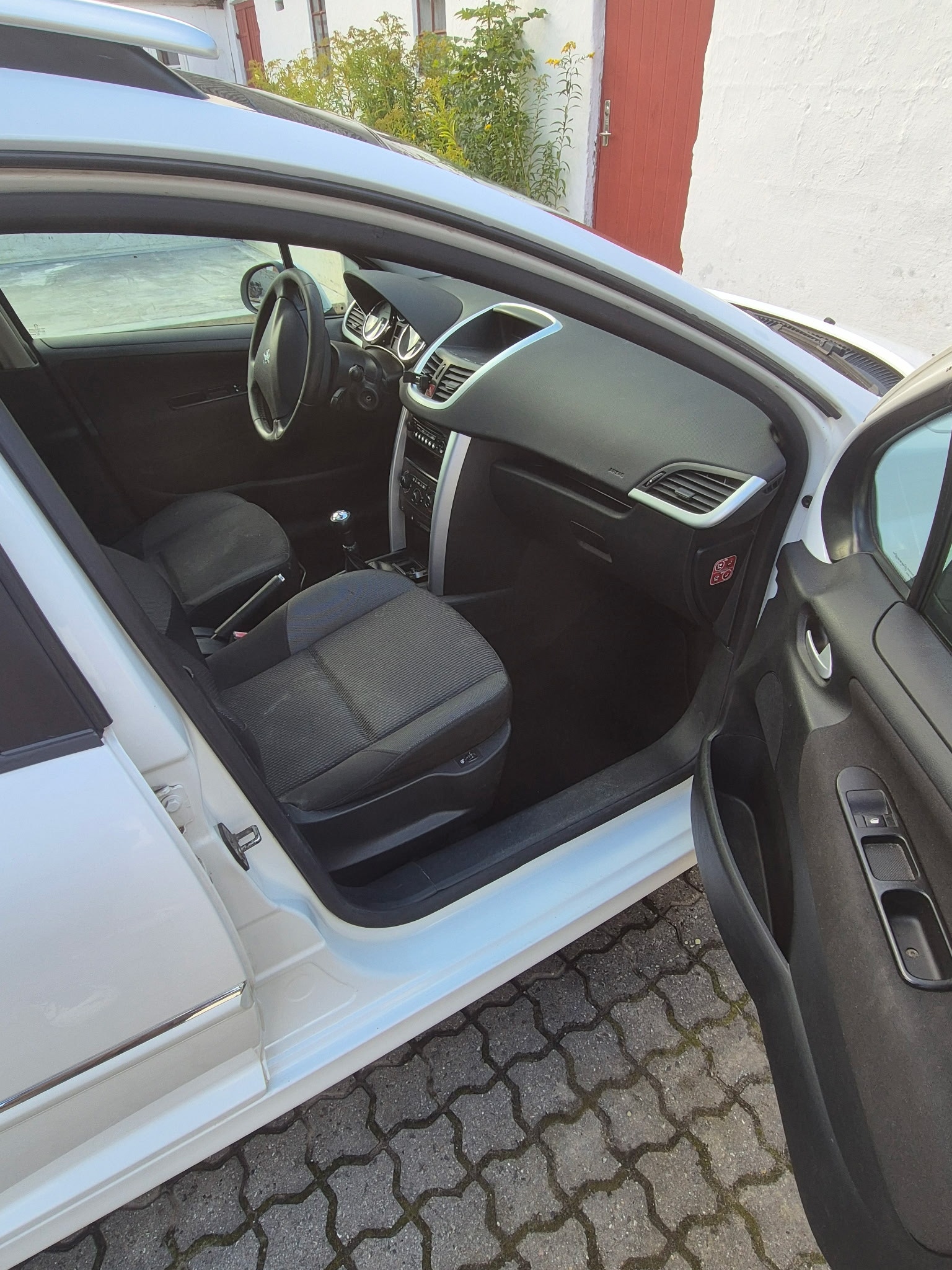 Peugeot 207 til salg hos Nabilli