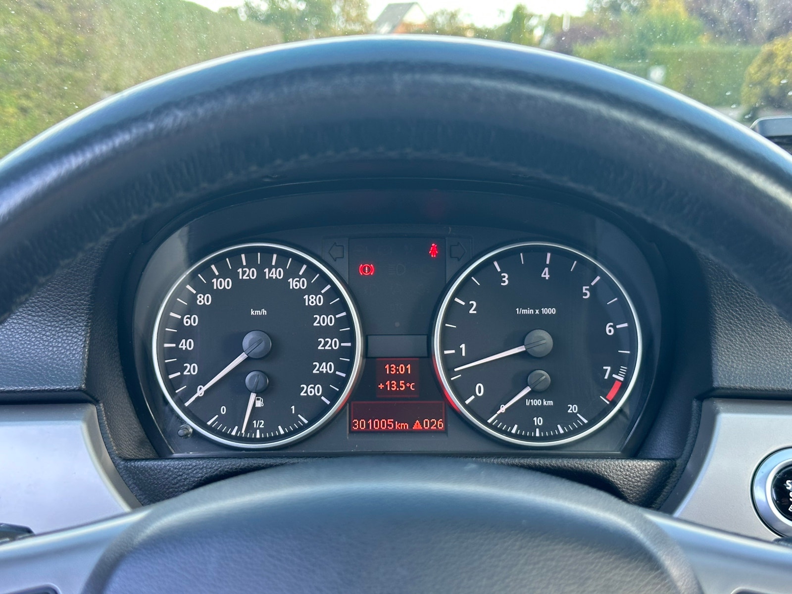 BMW 330i til salg hos Nabilli