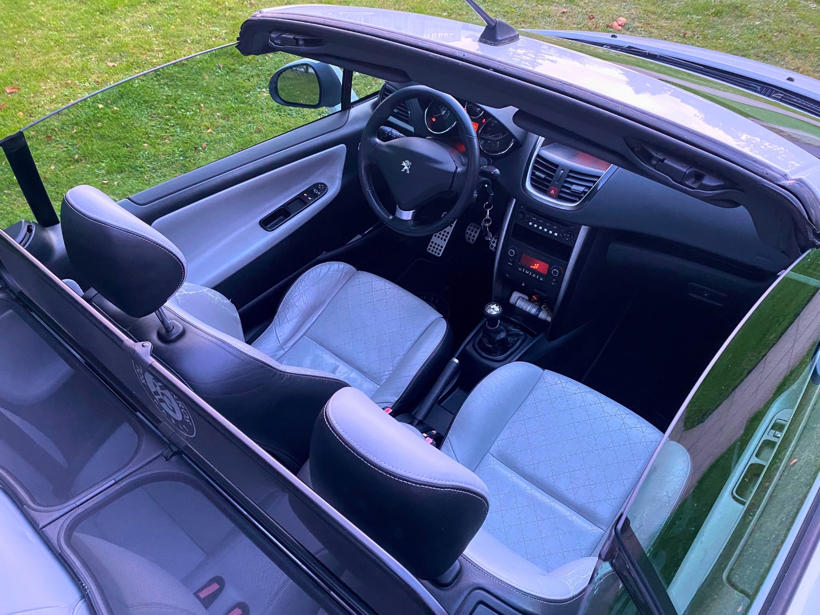 Peugeot 207 CC til salg hos Nabilli