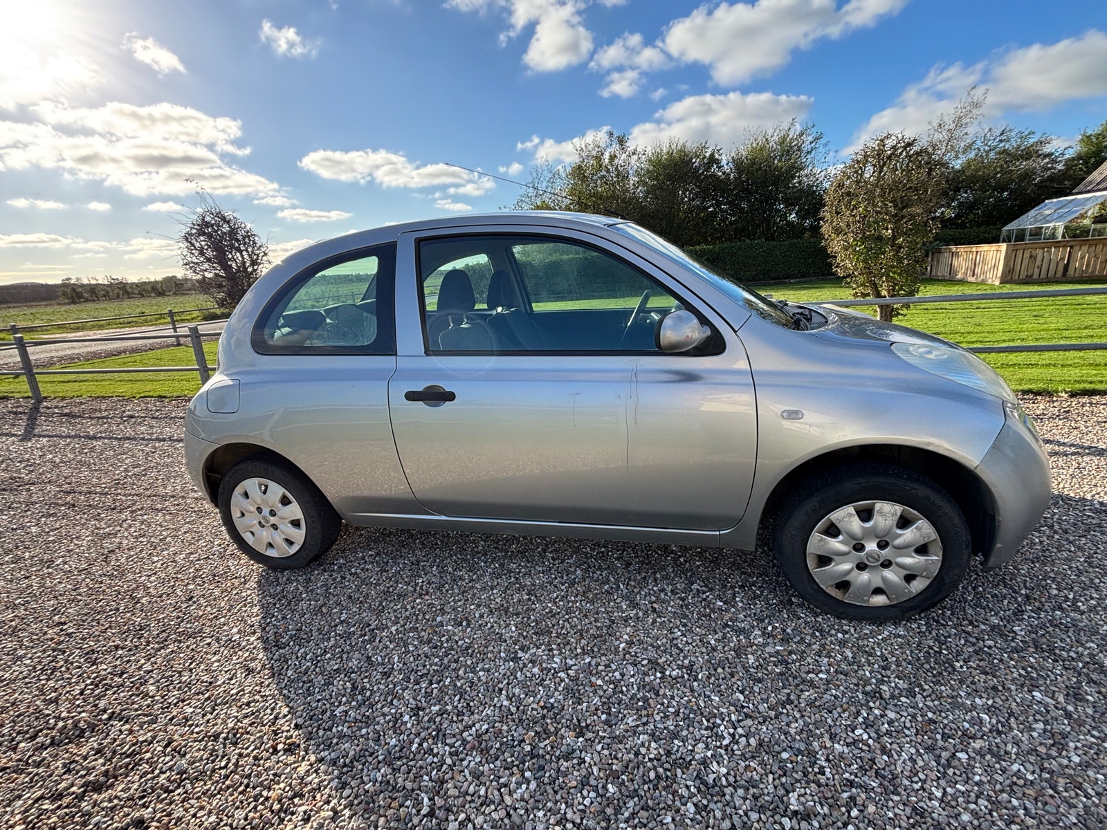 Nissan Micra til salg hos Nabilli