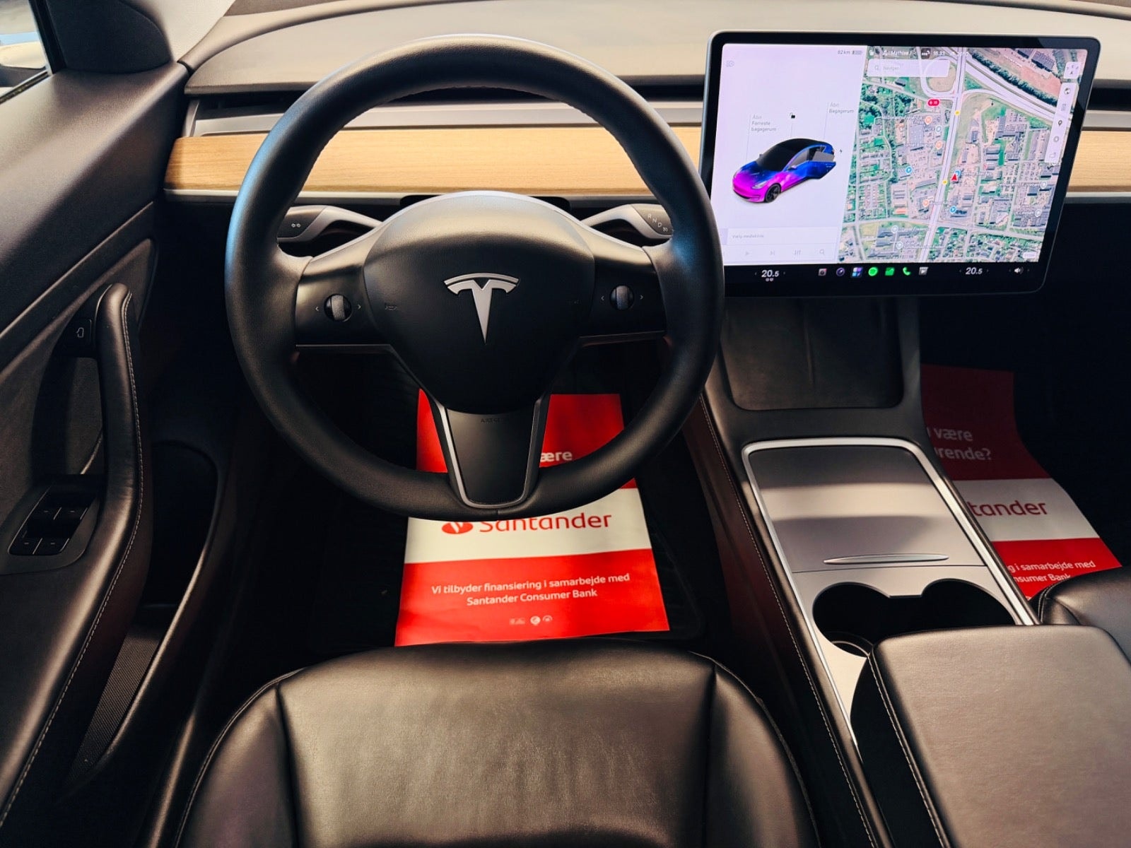 Tesla Model 3 til salg hos Nabilli