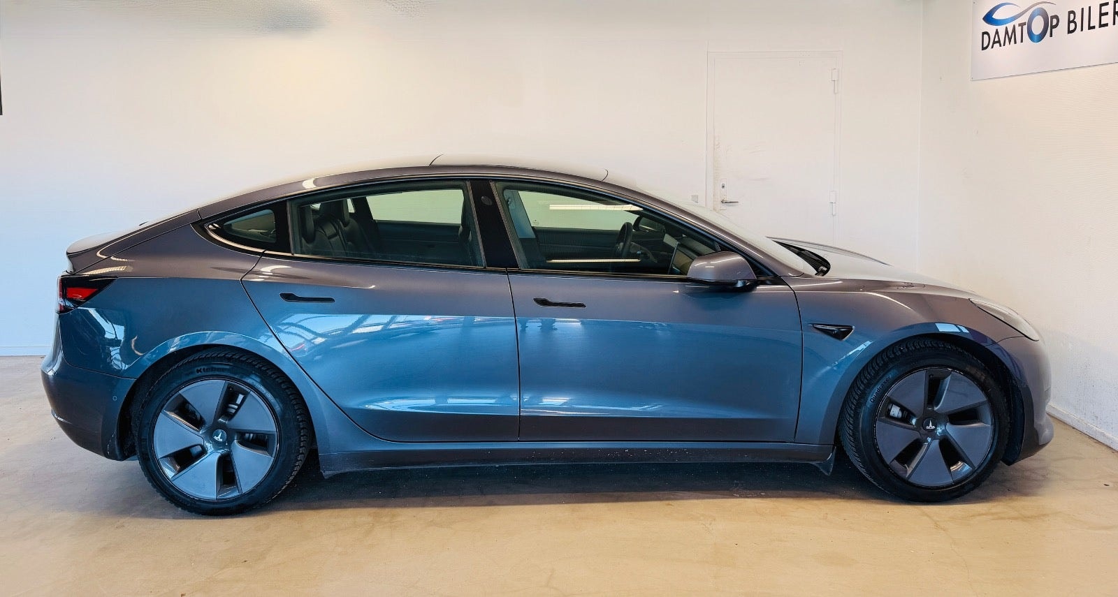 Tesla Model 3 til salg hos Nabilli
