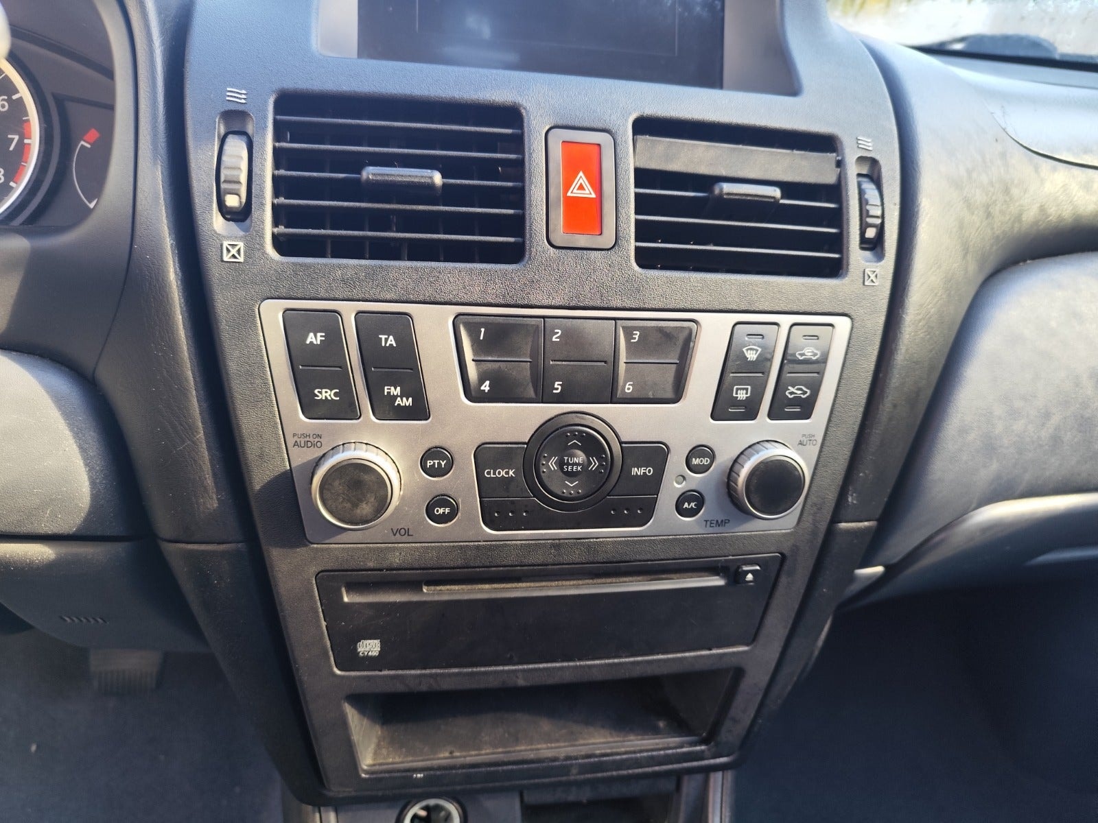 Nissan Almera – billede 5