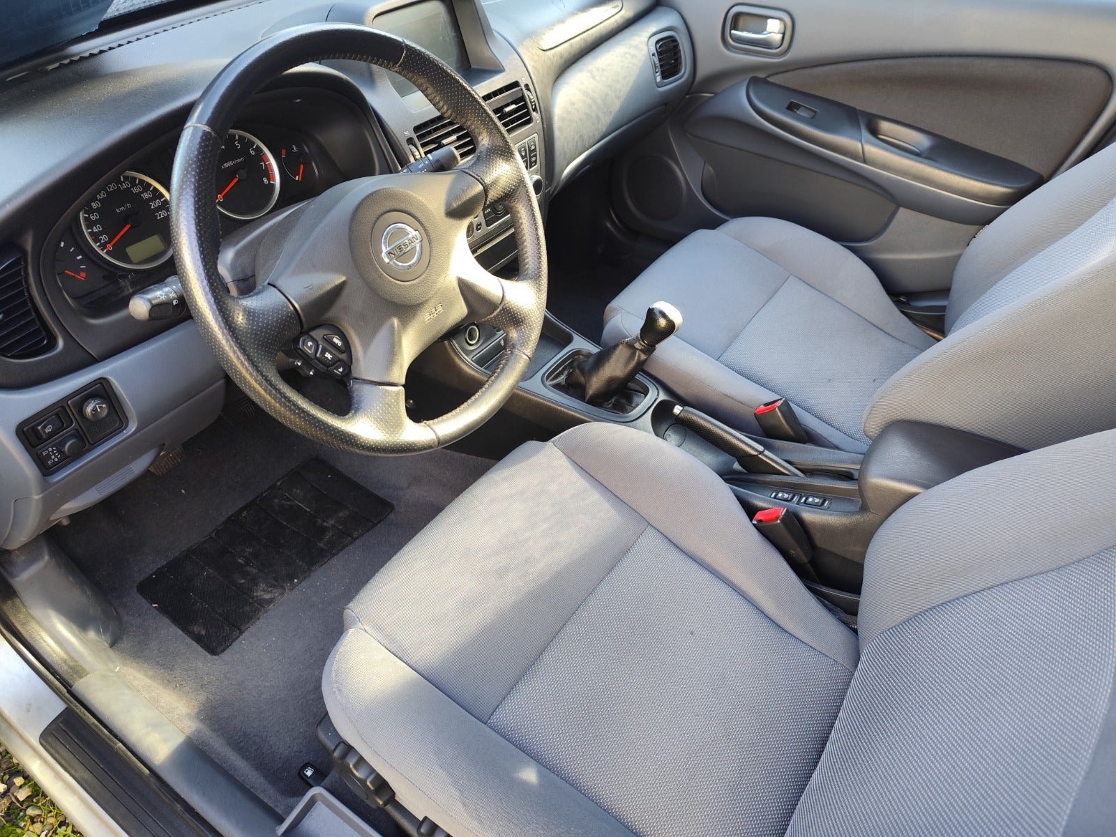 Nissan Almera – billede 6