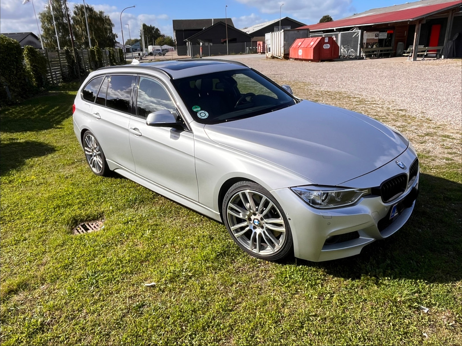 BMW 330d til salg hos Nabilli