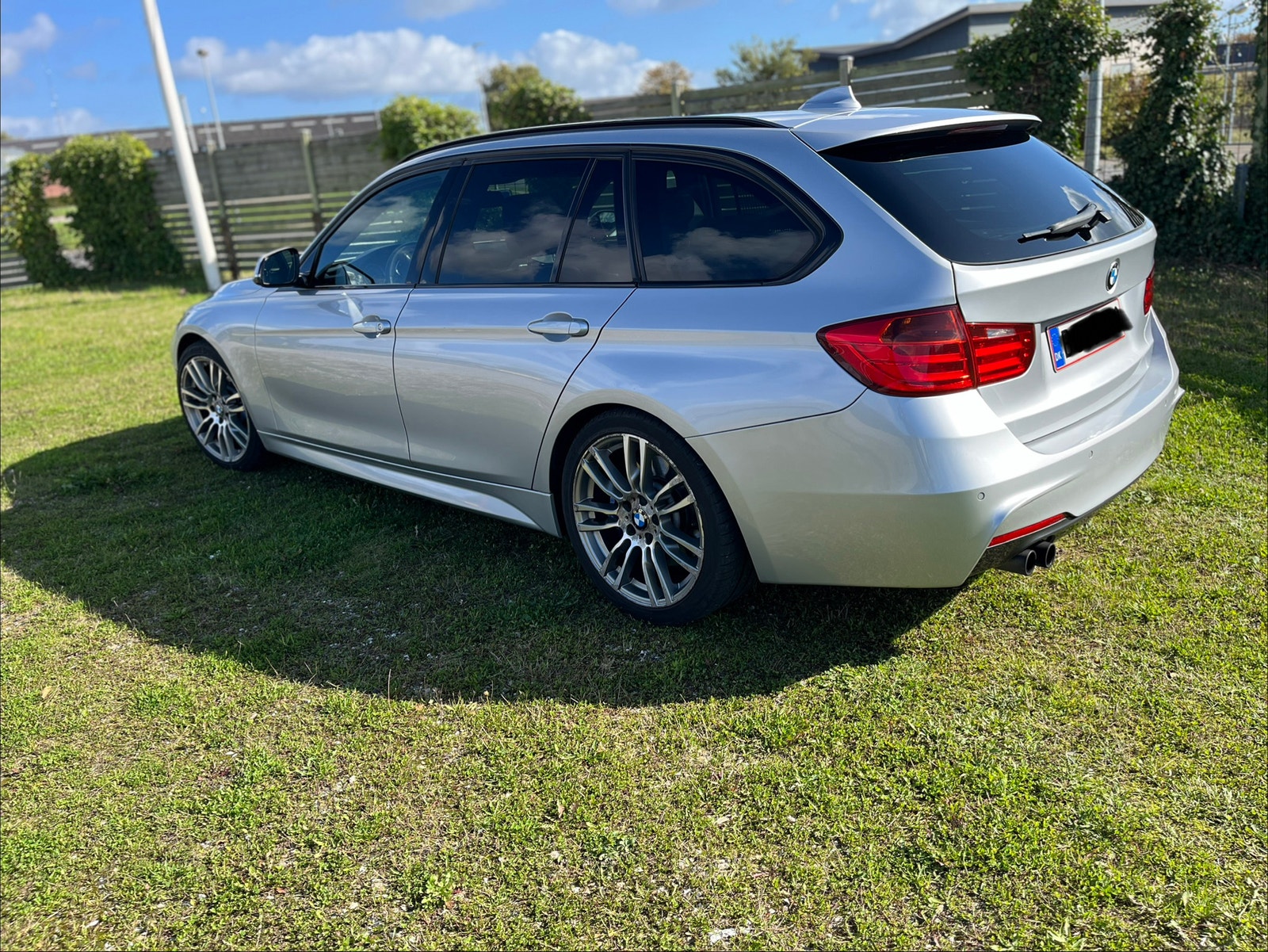 BMW 330d til salg hos Nabilli