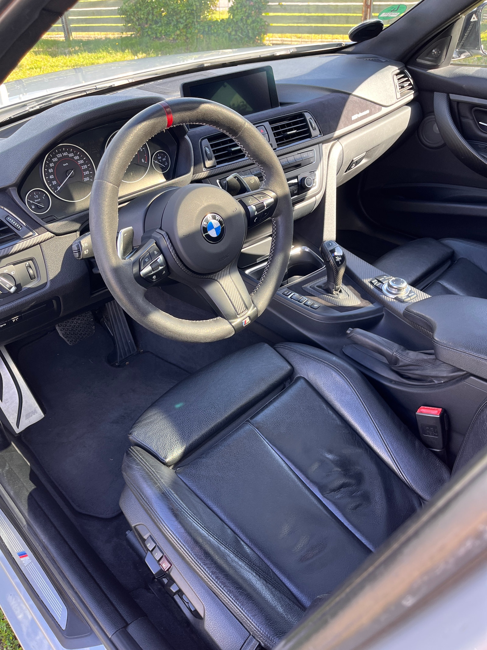 BMW 330d til salg hos Nabilli