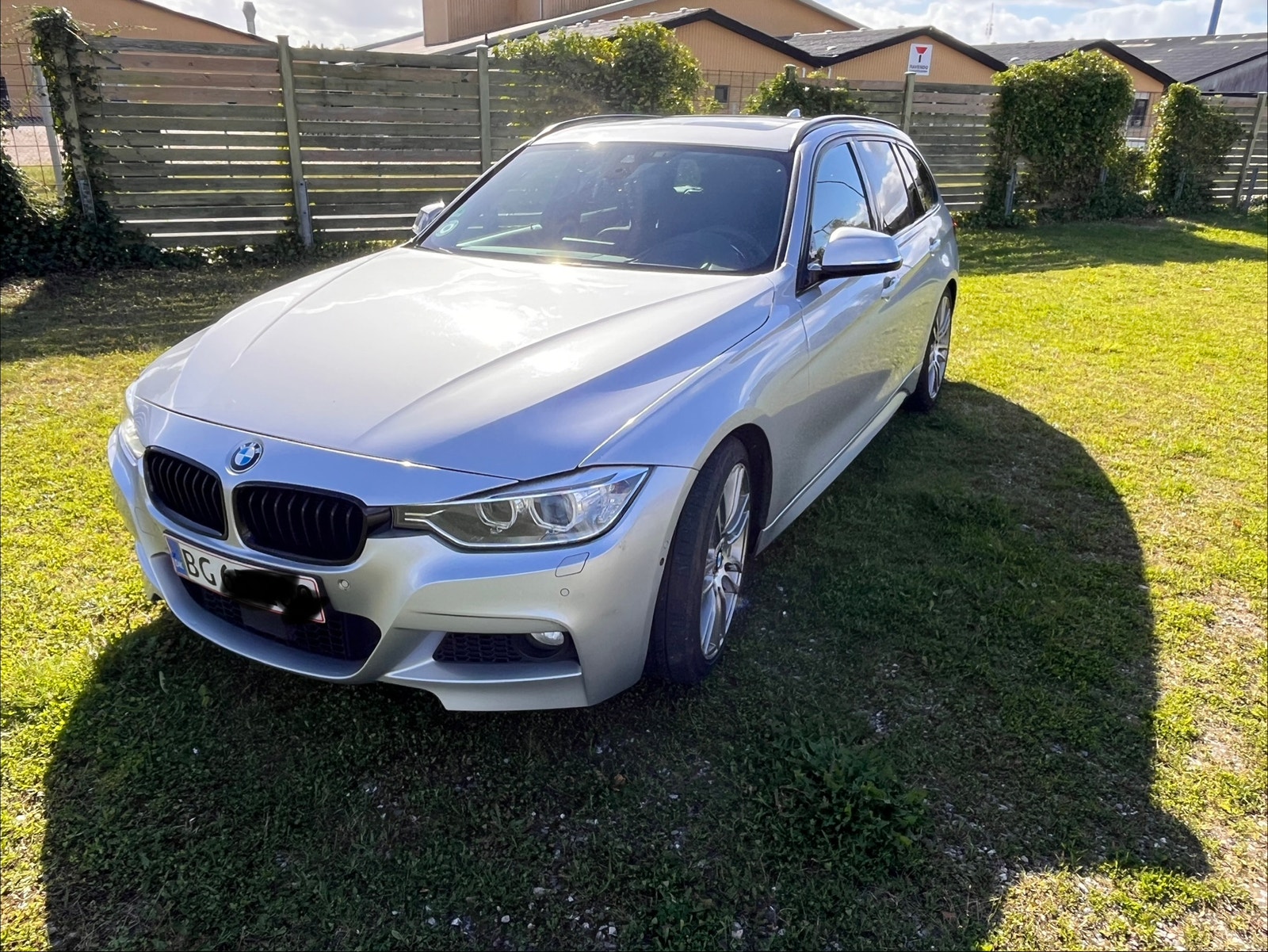 BMW 330d til salg hos Nabilli