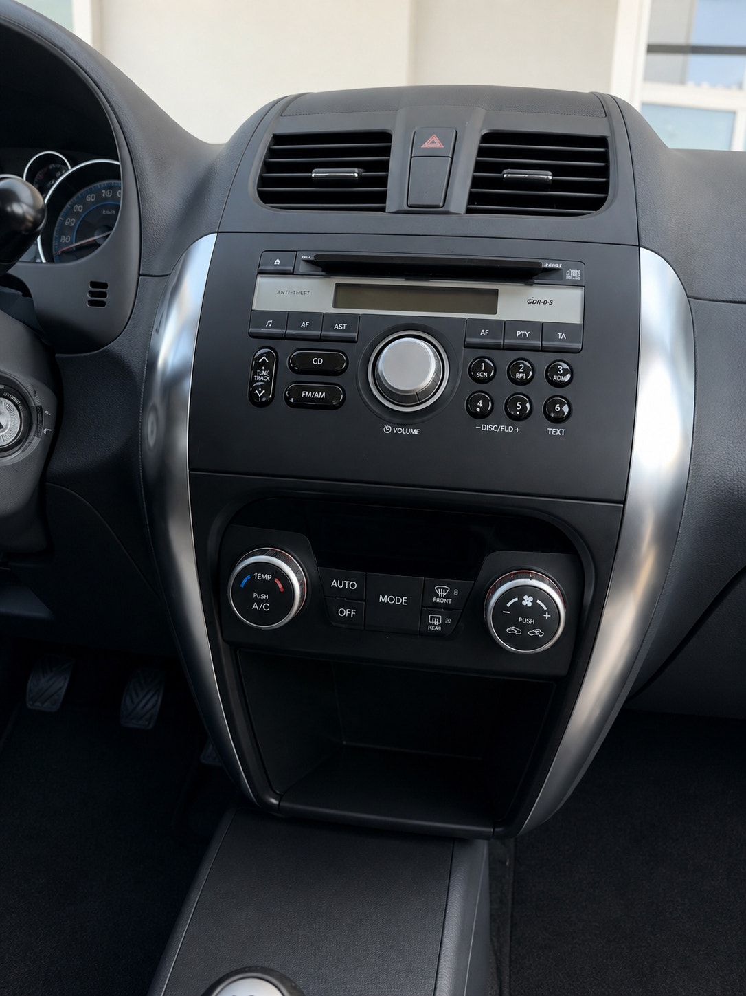 Suzuki SX4 – billede 4