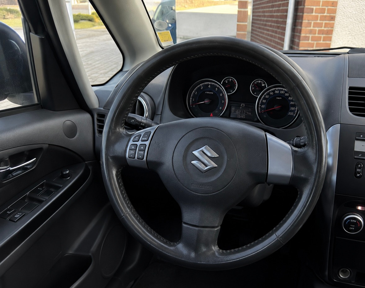 Suzuki SX4 – billede 5