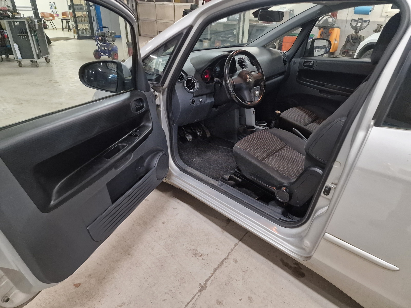 Mitsubishi Colt – billede 4
