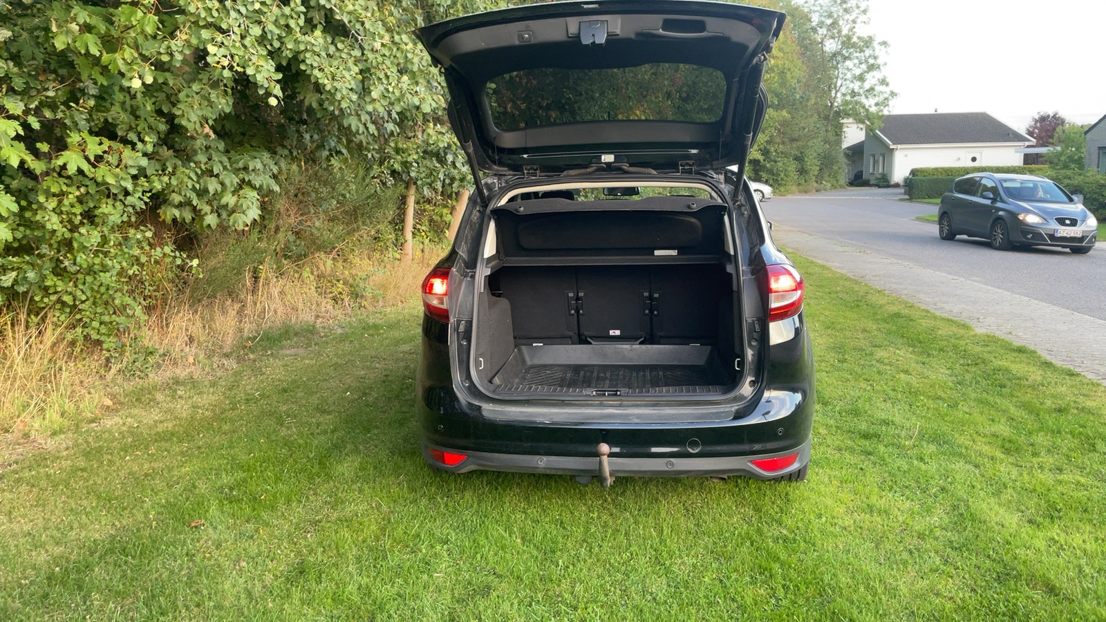 Ford C-Max til salg hos Nabilli