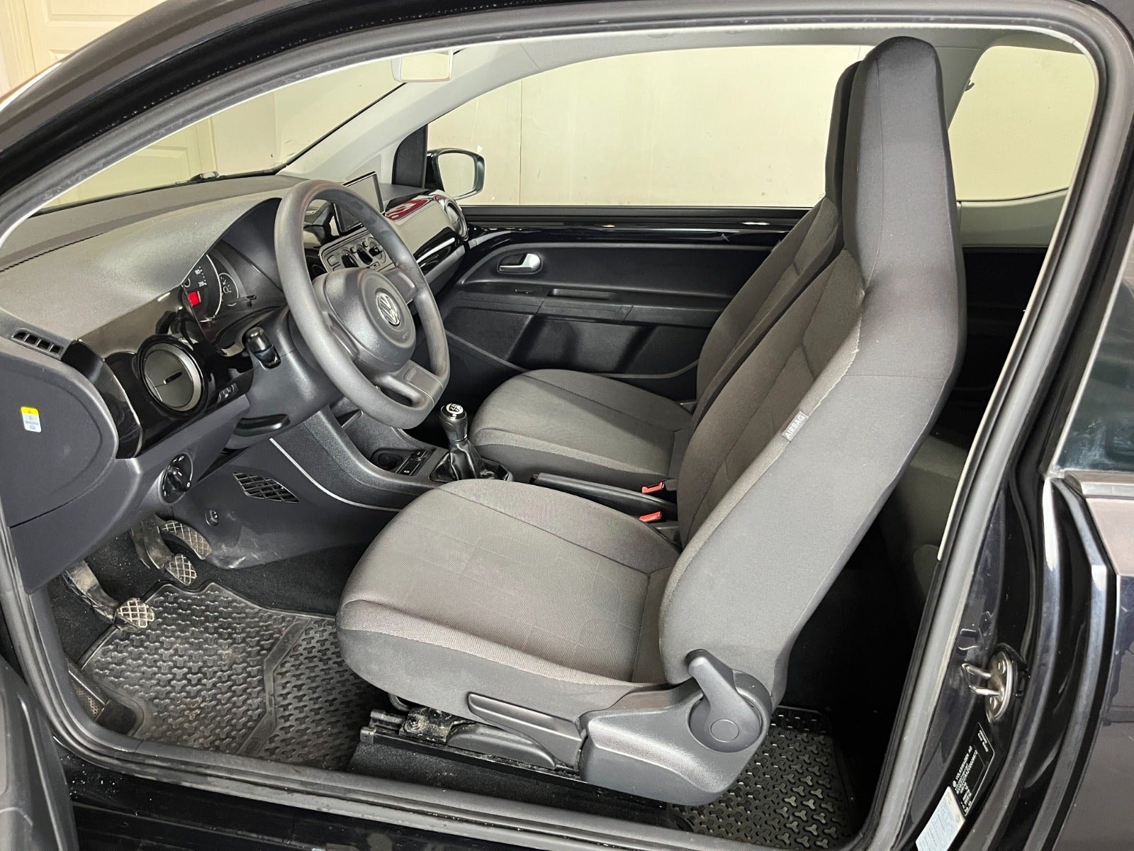 VW UP! til salg hos Nabilli