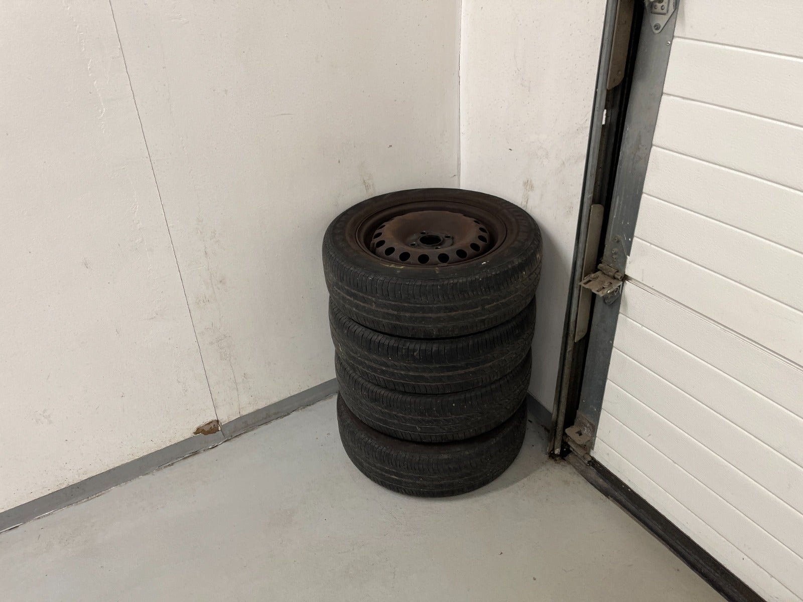 VW UP! til salg hos Nabilli