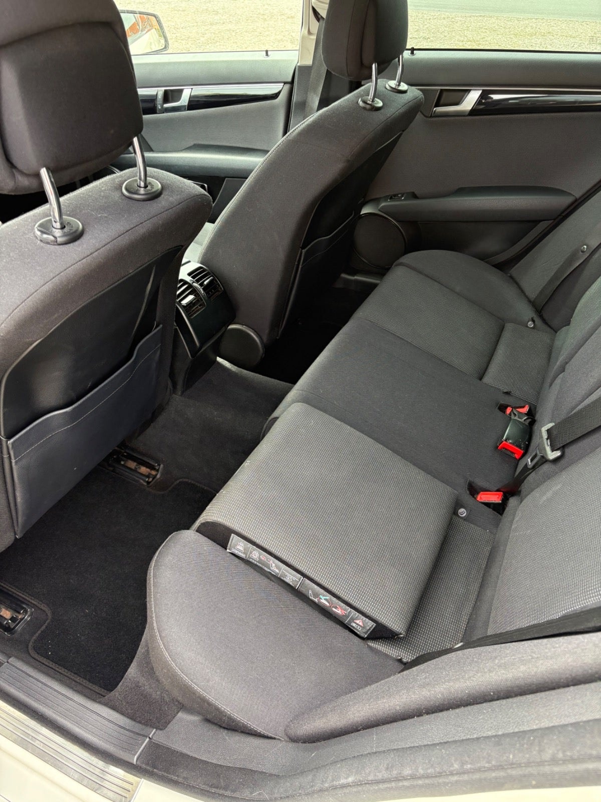 Mercedes C200 til salg hos Nabilli