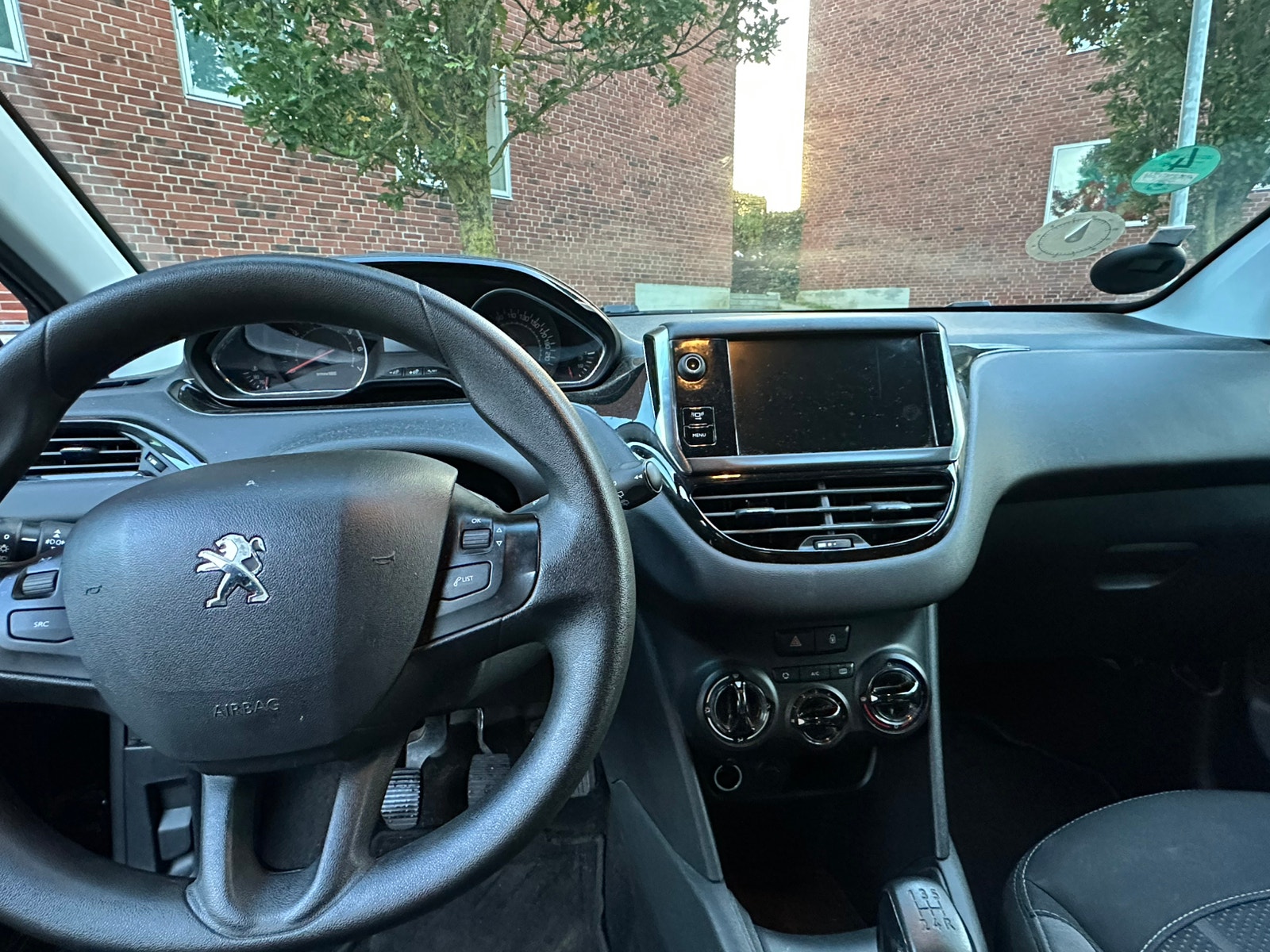 Peugeot 208 til salg hos Nabilli