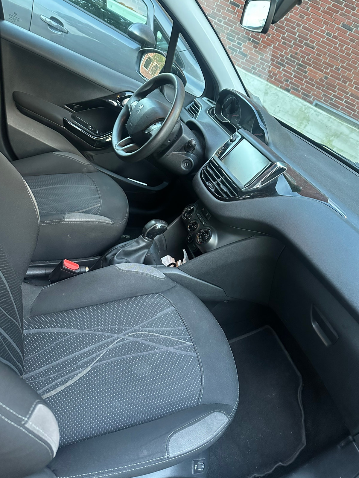 Peugeot 208 til salg hos Nabilli