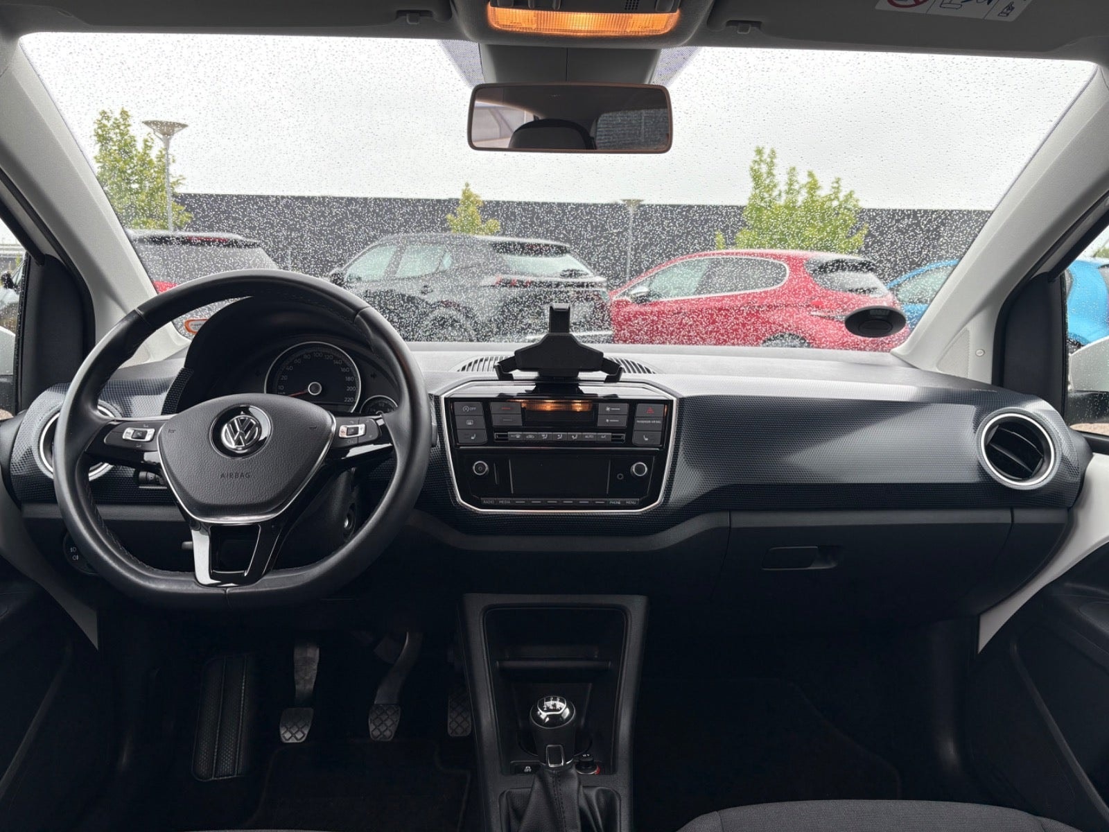 VW UP! til salg hos Nabilli