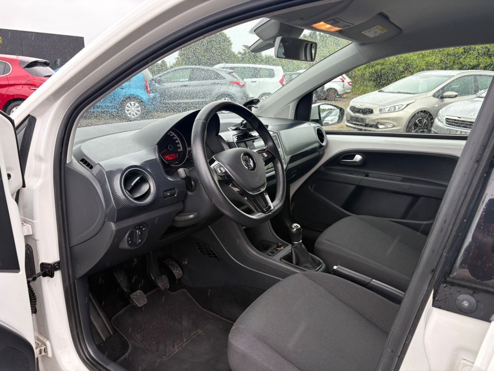 VW UP! til salg hos Nabilli