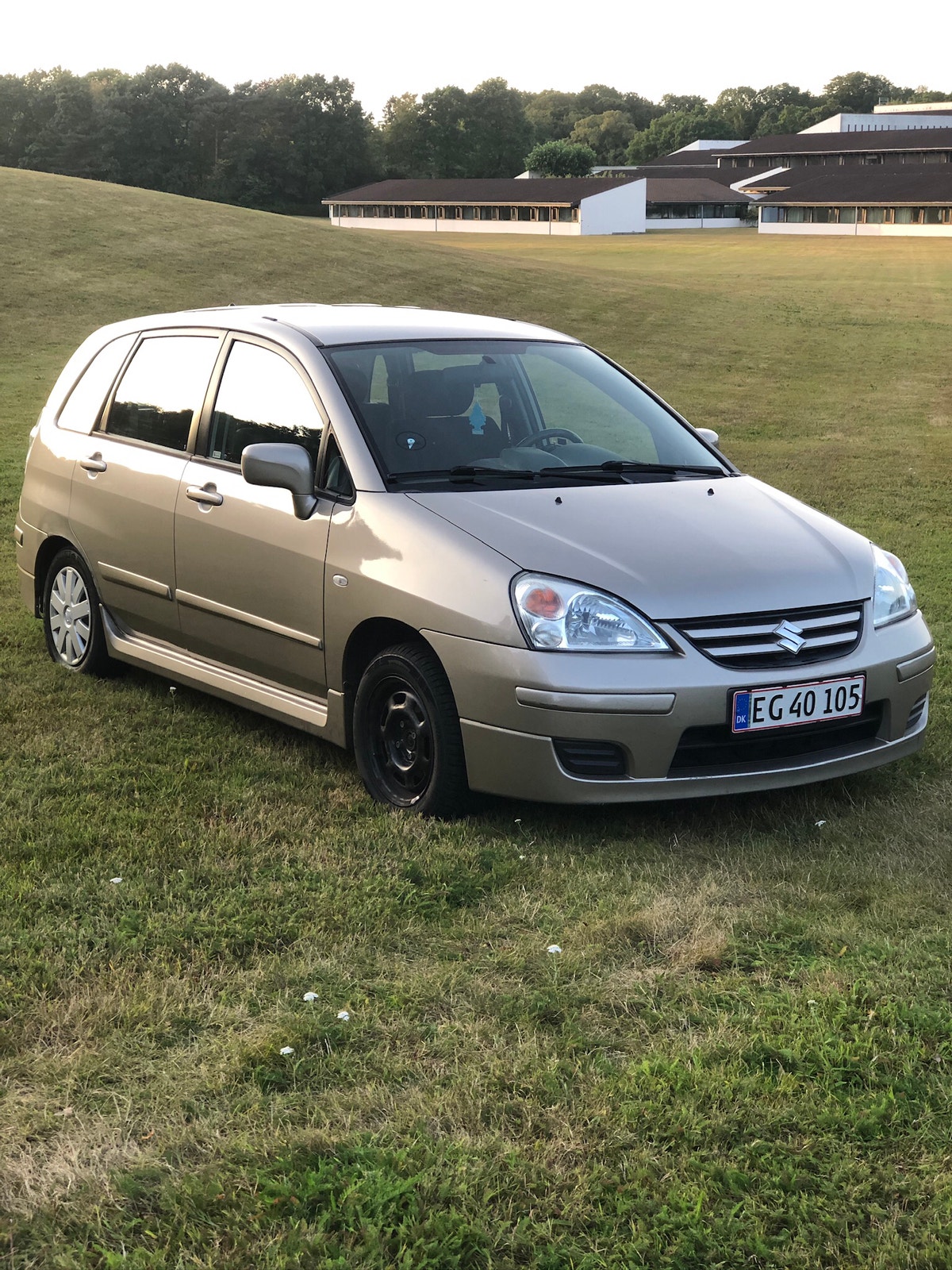 Suzuki Liana til salg hos Nabilli