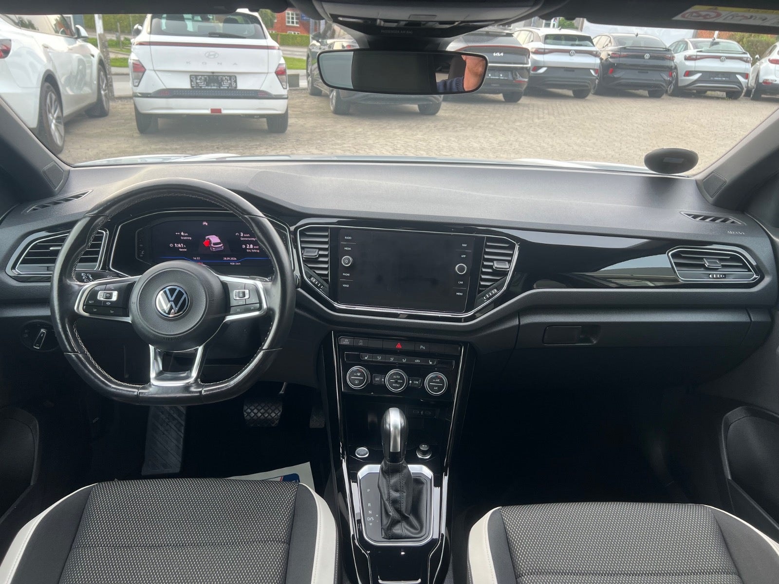 VW T-Roc til salg hos Nabilli
