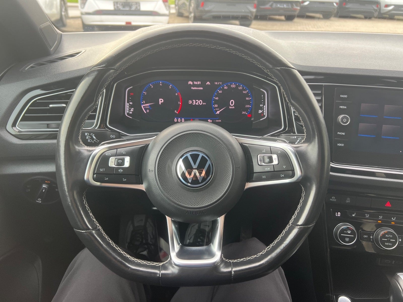 VW T-Roc til salg hos Nabilli