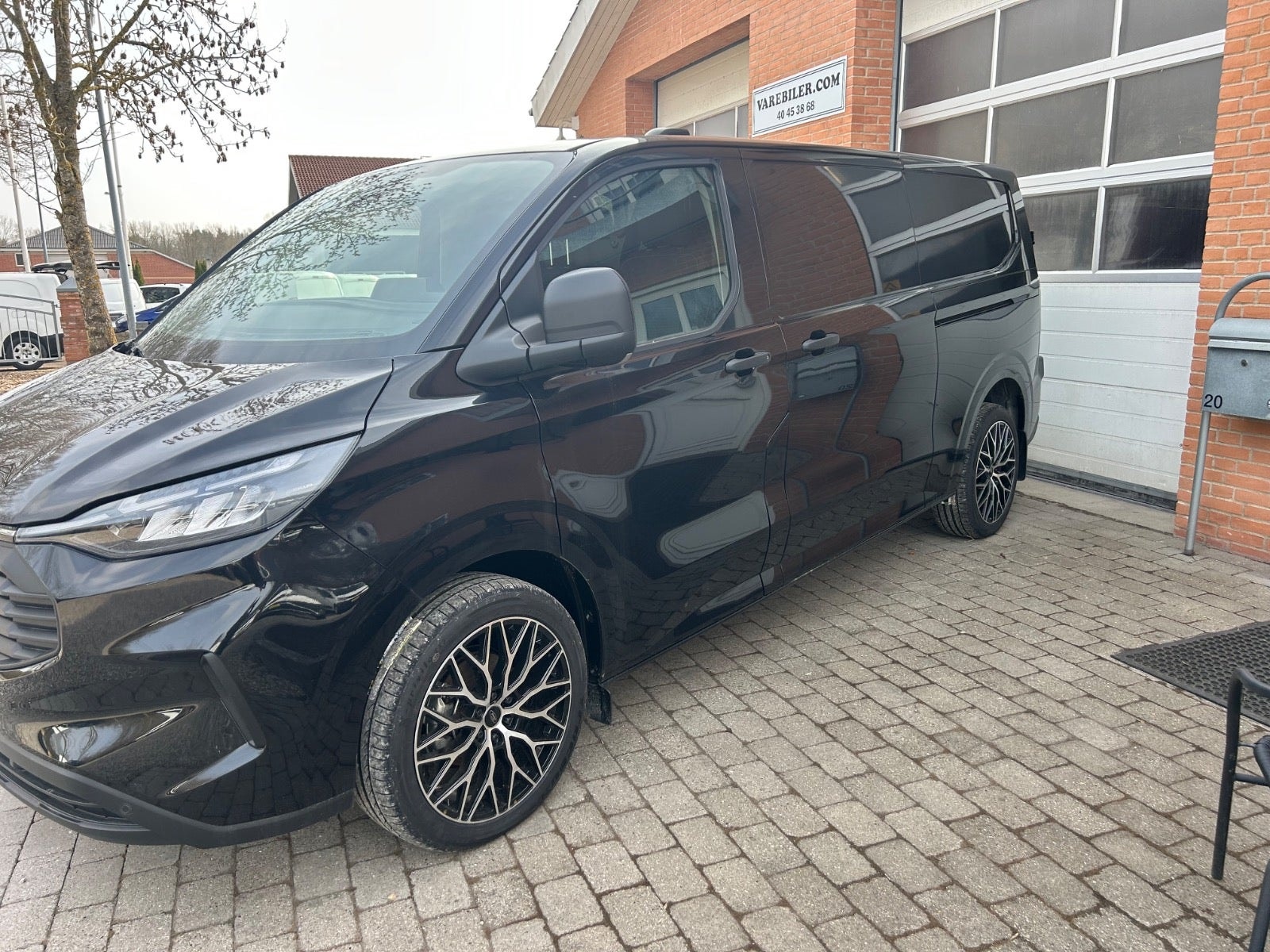Ford Transit Custom 320L til salg hos Nabilli