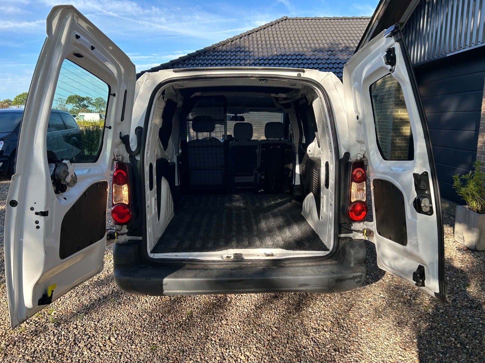Peugeot Partner til salg hos Nabilli