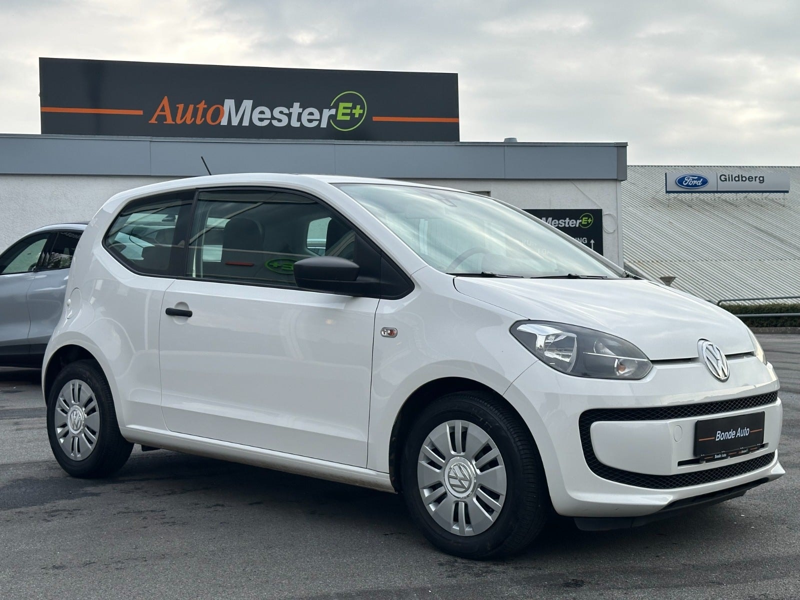 VW UP! til salg hos Nabilli