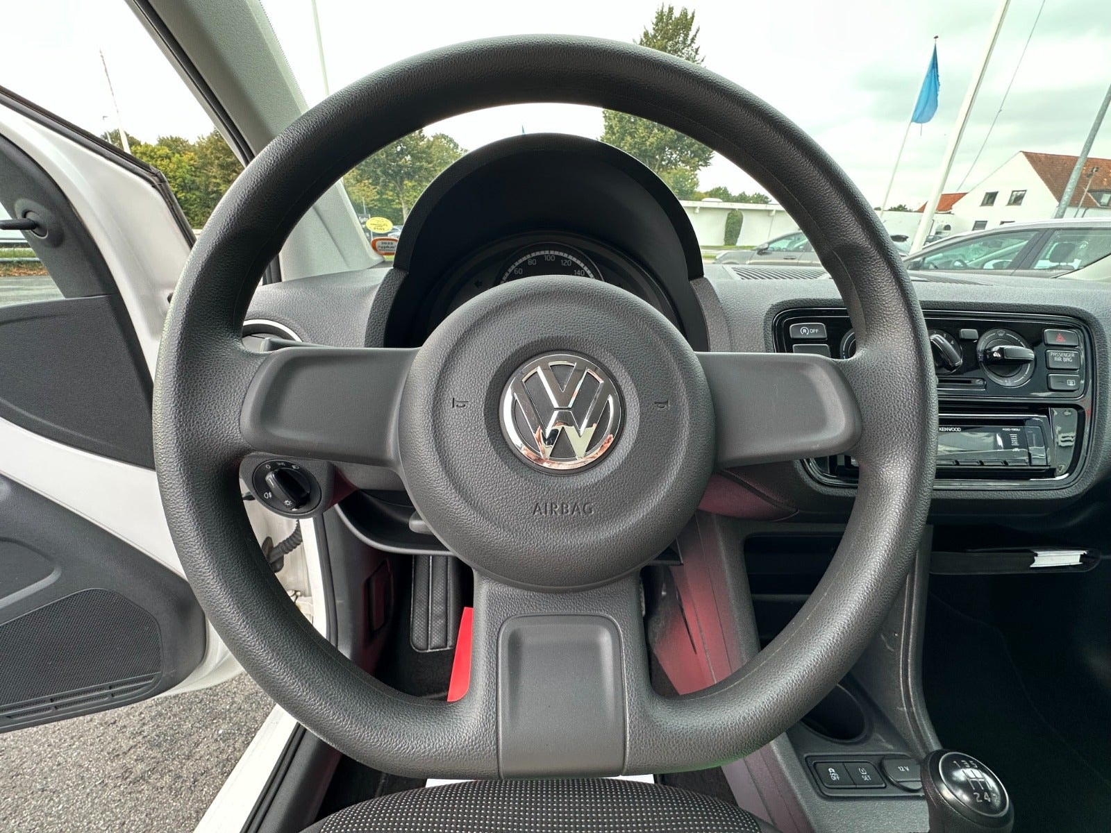 VW UP! til salg hos Nabilli
