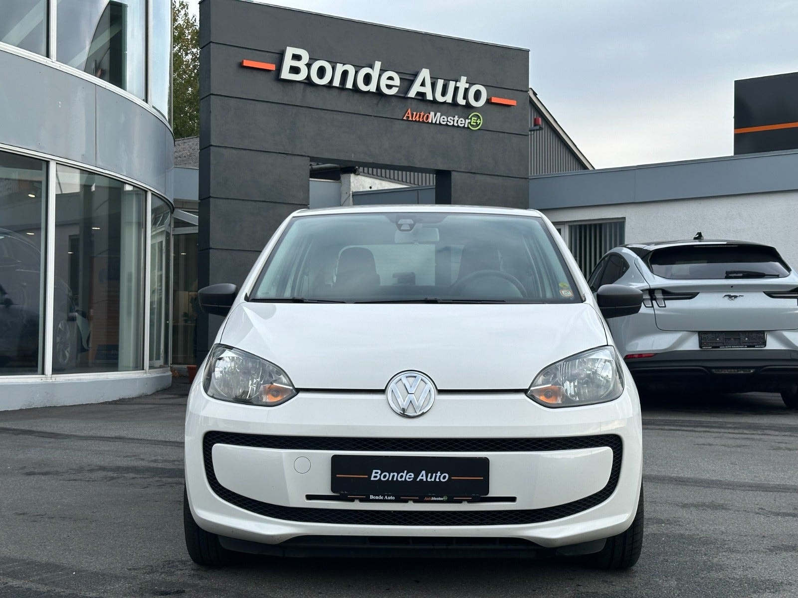 VW UP! til salg hos Nabilli