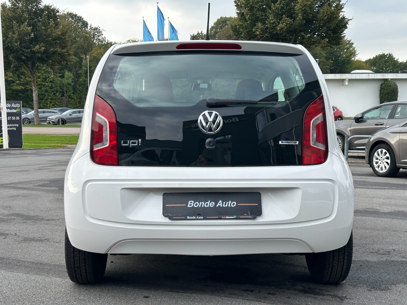 VW UP! til salg hos Nabilli