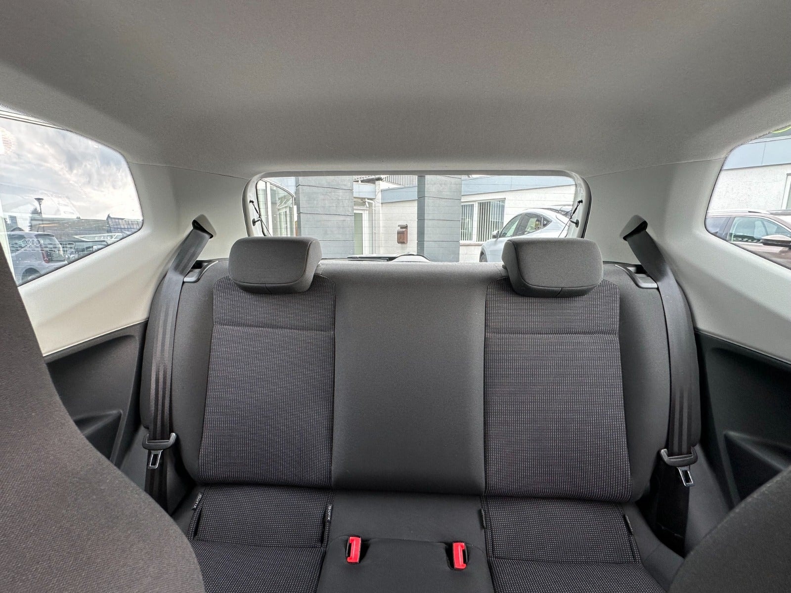 VW UP! til salg hos Nabilli
