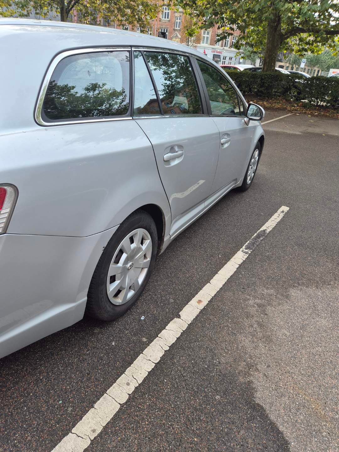Toyota Avensis til salg hos Nabilli