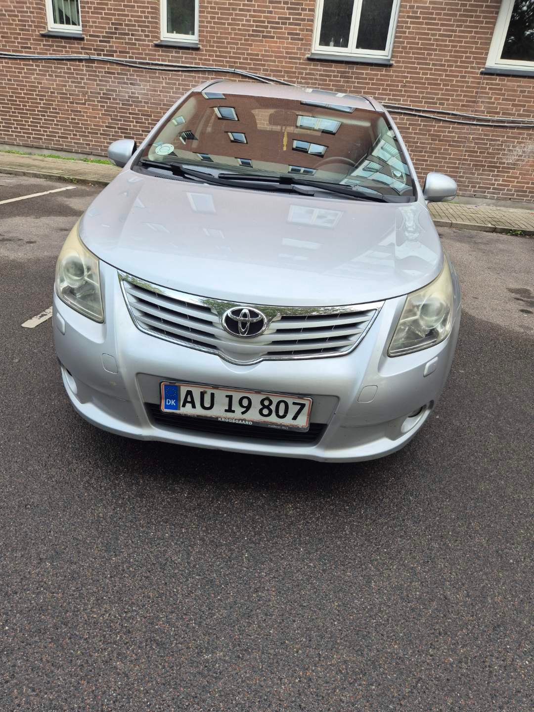 Toyota Avensis til salg hos Nabilli