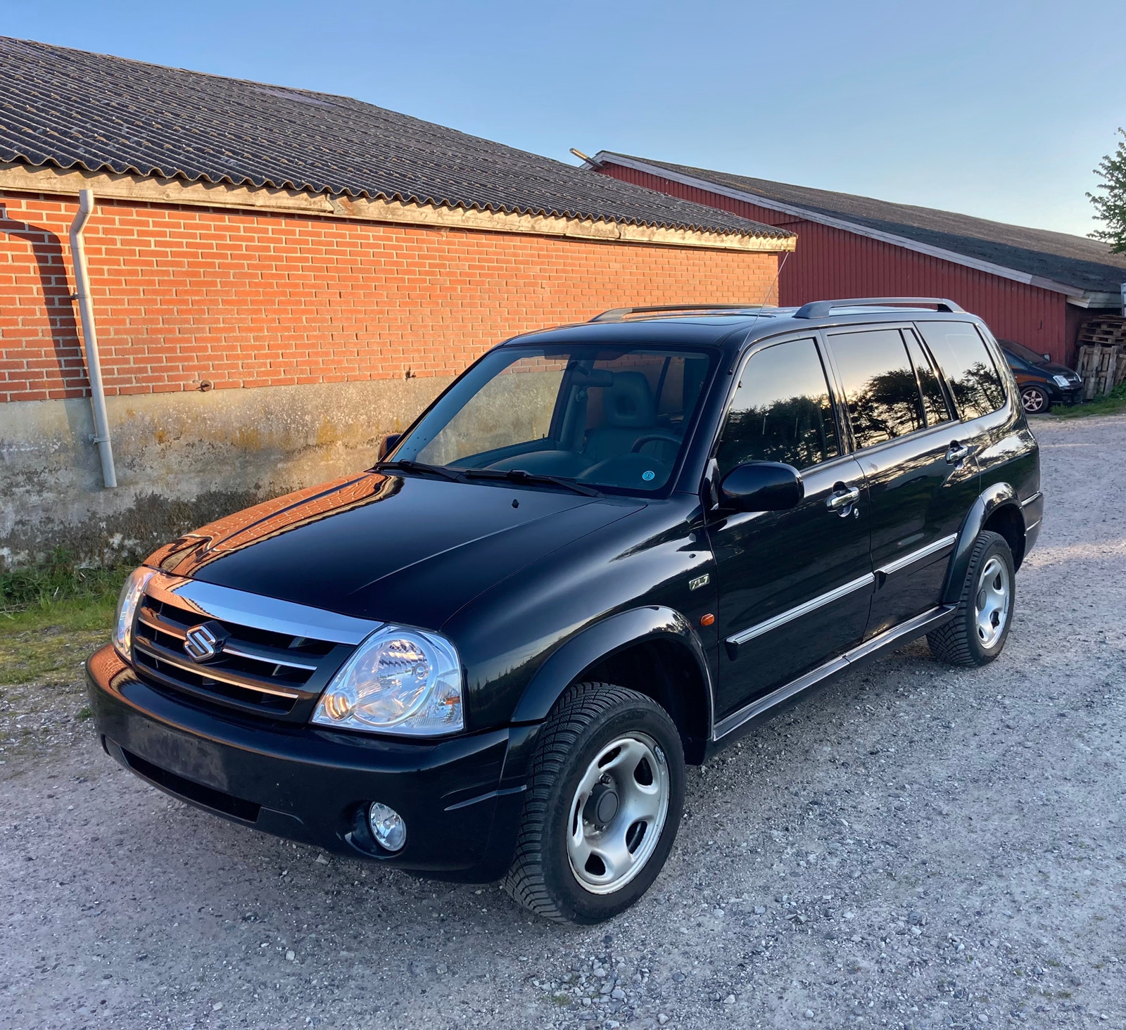 Suzuki Grand Vitara til salg hos Nabilli