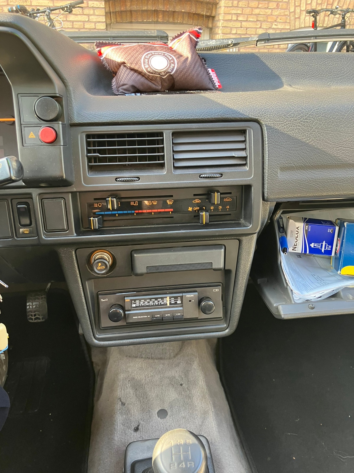 Mazda 323 til salg hos Nabilli