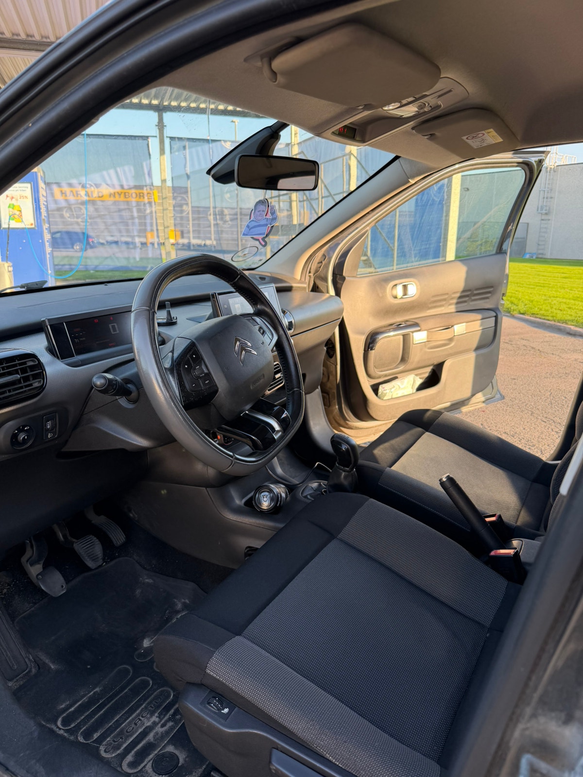 Citroen C4 Cactus til salg hos Nabilli