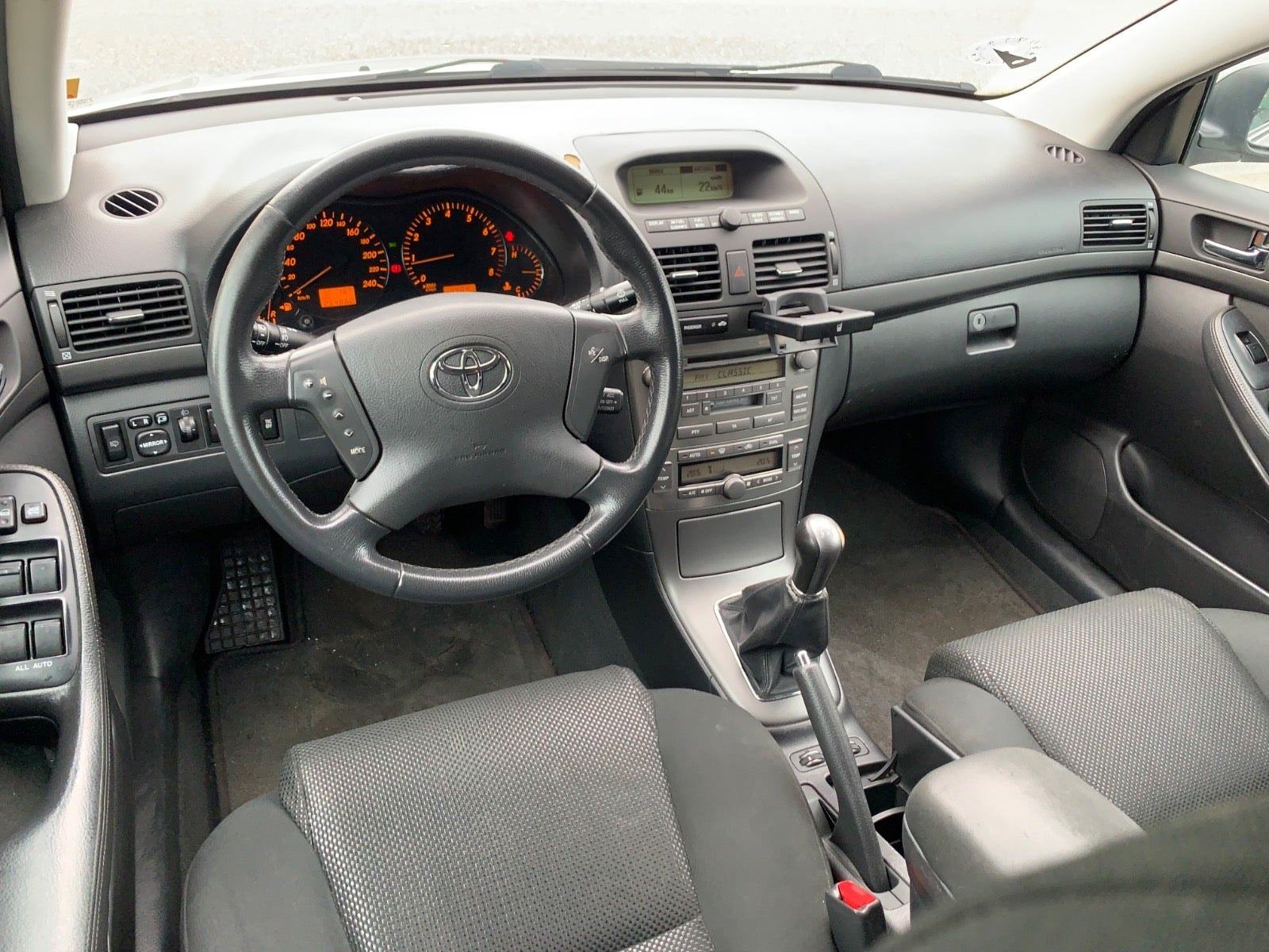 Toyota Avensis – billede 7