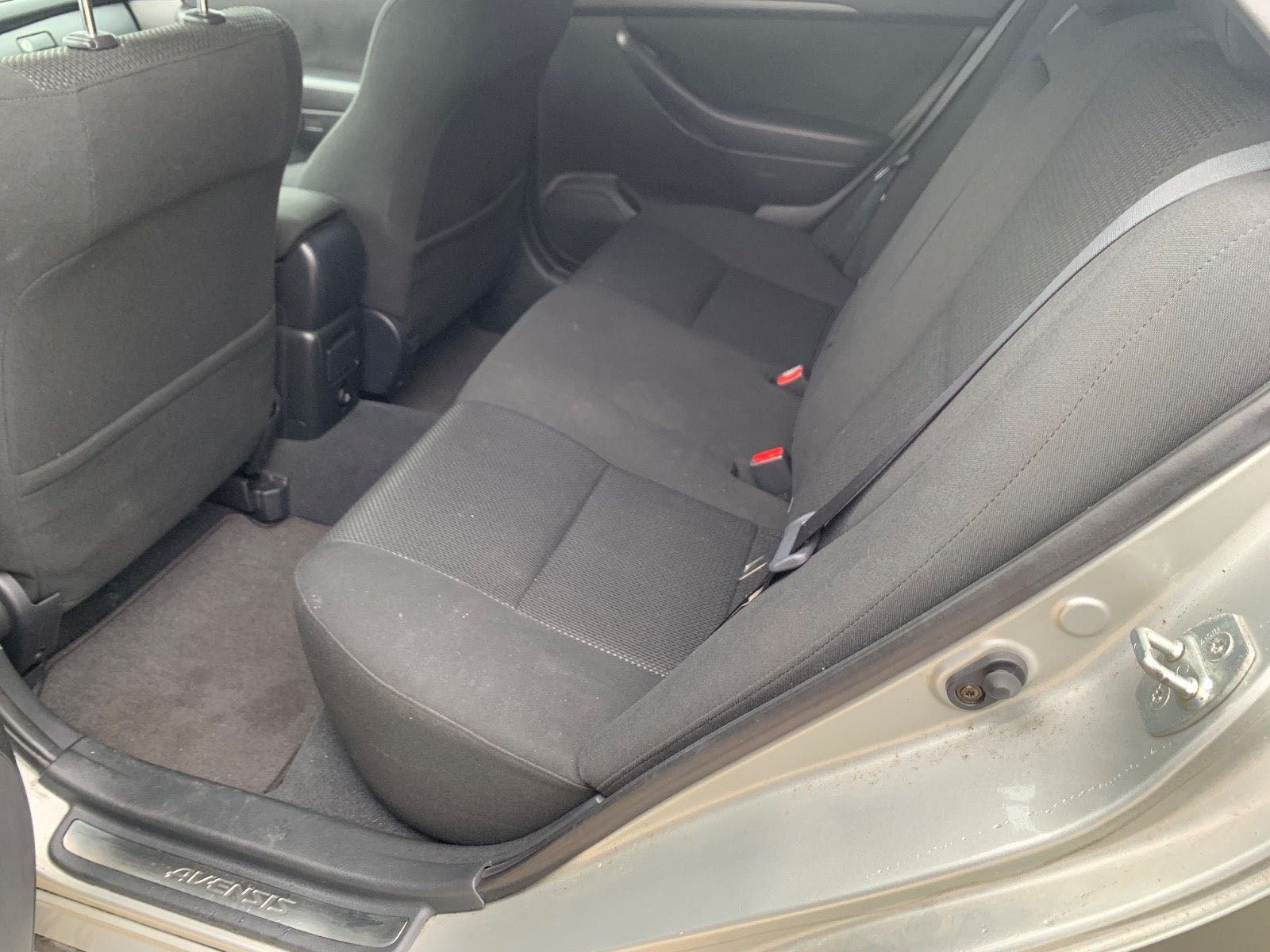 Toyota Avensis – billede 9