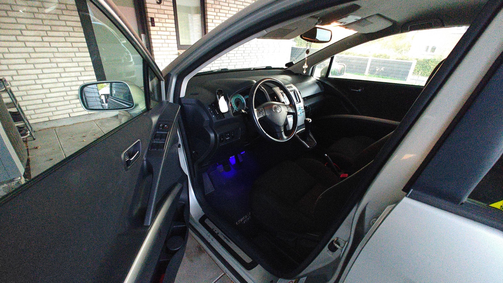 Toyota Corolla Verso til salg hos Nabilli