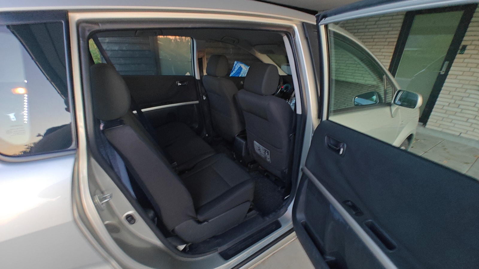 Toyota Corolla Verso til salg hos Nabilli