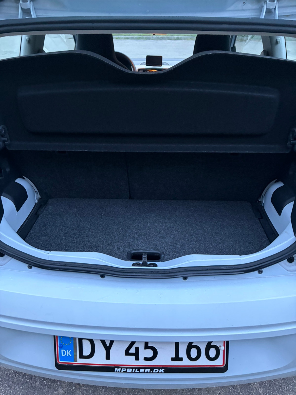 VW UP! til salg hos Nabilli
