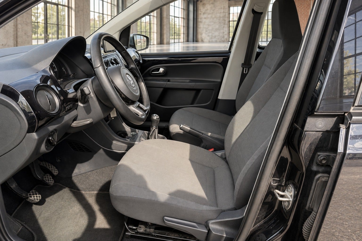 VW UP! til salg hos Nabilli