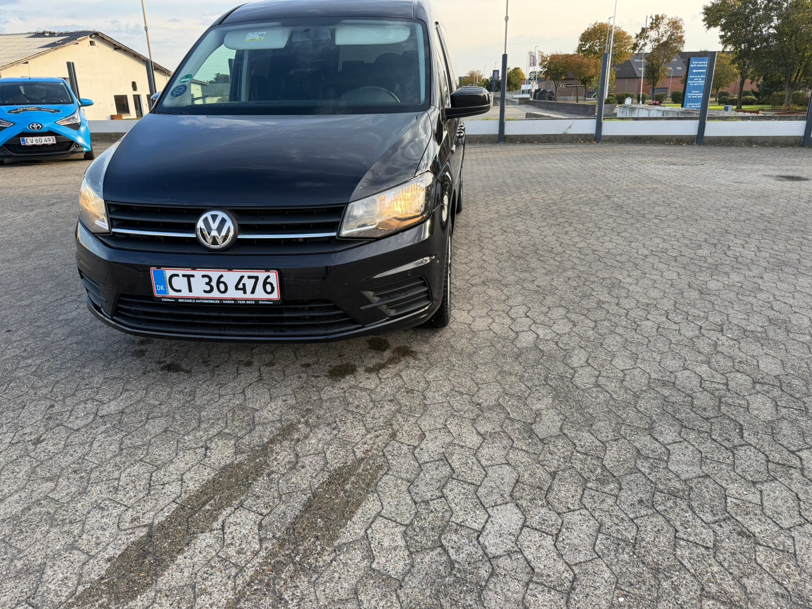 VW Caddy til salg hos Nabilli