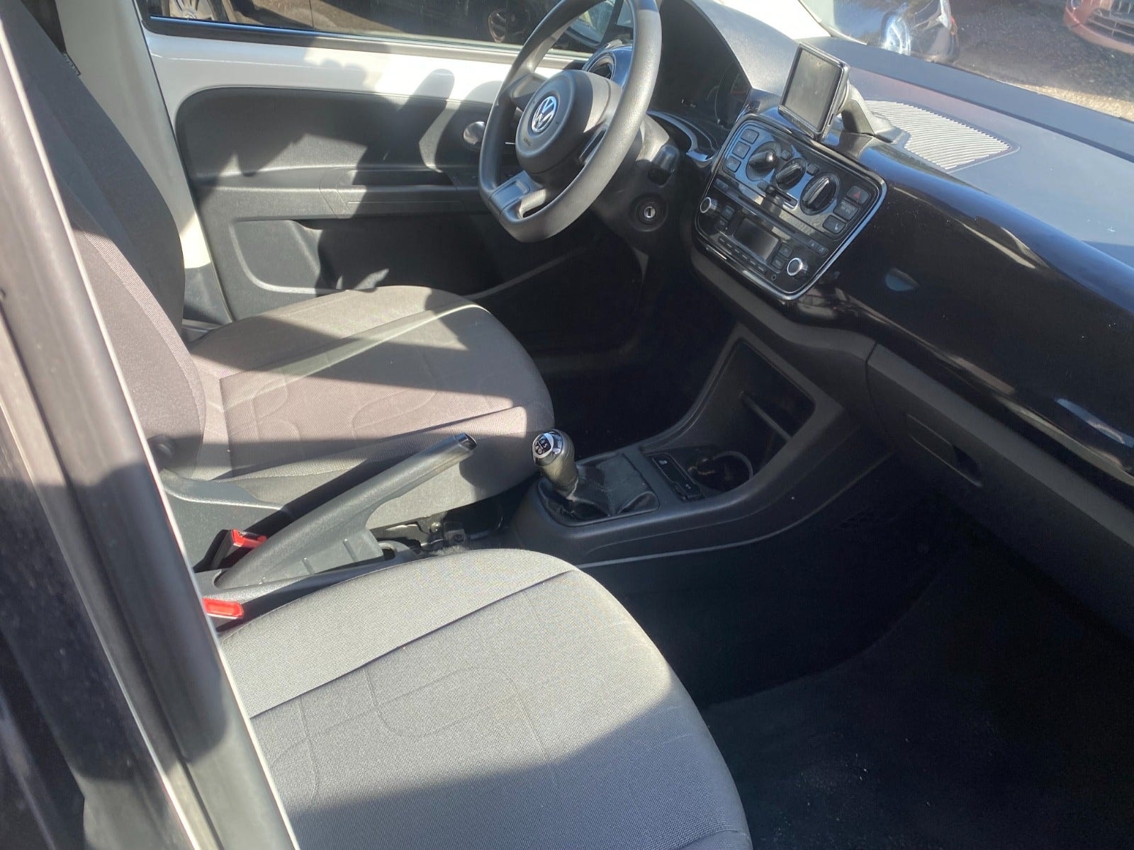 VW UP! til salg hos Nabilli