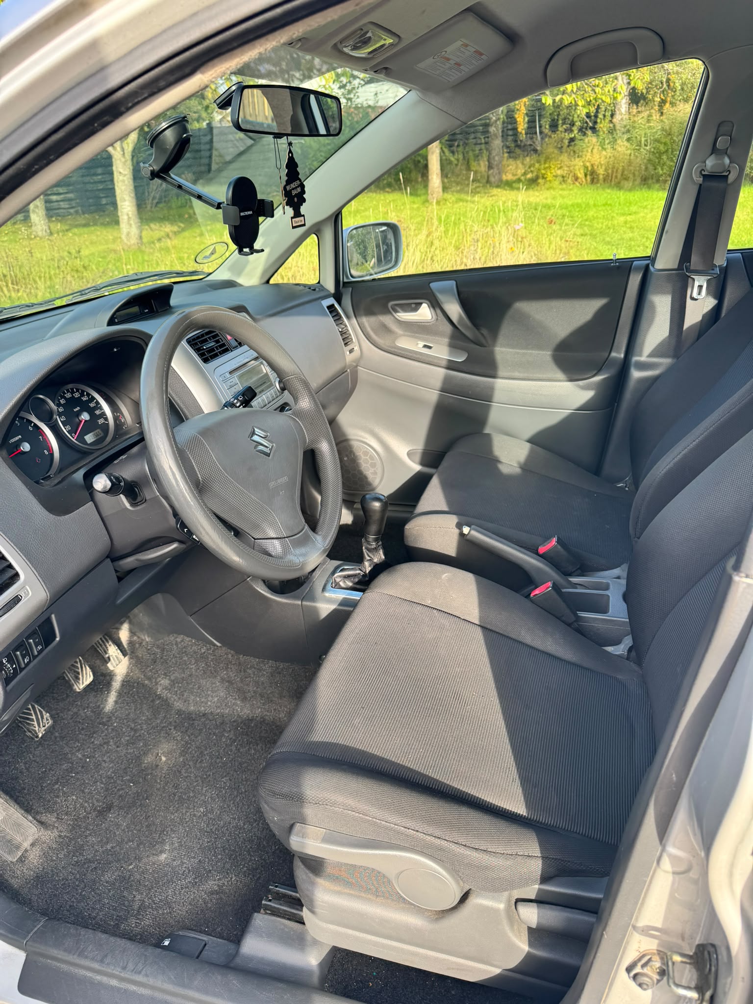 Suzuki Liana til salg hos Nabilli